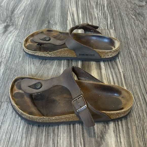 Birkenstock Gizeh Birkibuc Thong Sandals - Picture 6 of 7